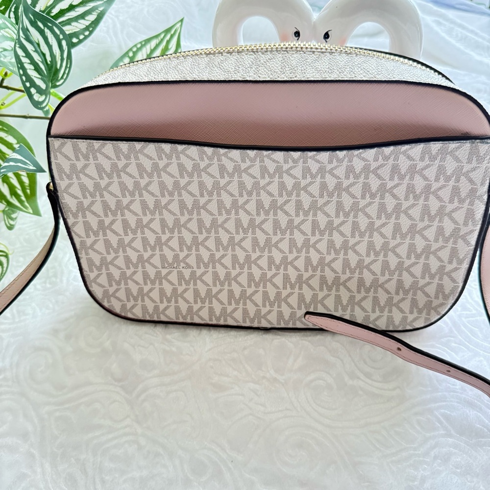 Michael Kors Jet Set Crossbody Logo Vanilla Pink - Picture 2 of 12